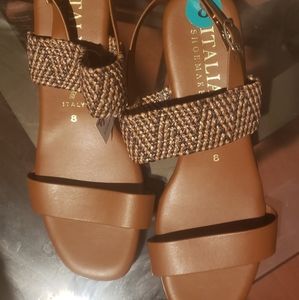 Italian Shoemakers Tan heeled sandal with strap